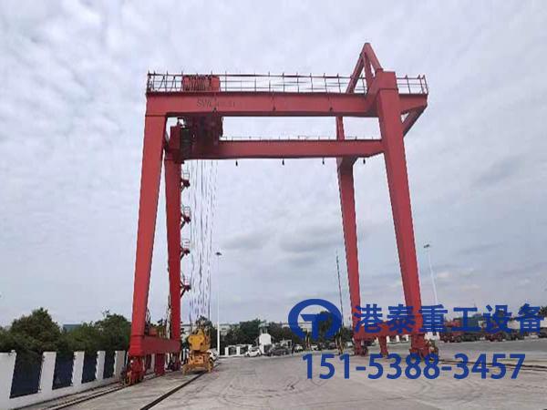 湖北武漢集裝箱門式起重機廠家軌道式集裝箱門式起重機適應多種工況