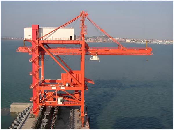 [橋式抓斗卸船機(jī)]